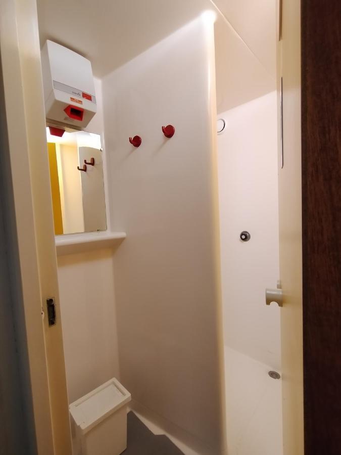 Hotel Thania 프롱티냥 외부 사진